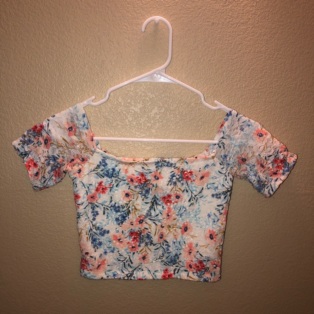 Crop top
